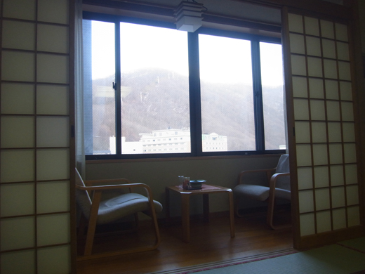 部屋の広縁